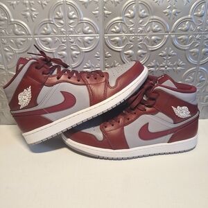 Nike Men's Burgundy and Gray High-Top Sneakers